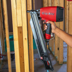 Nailers & Staplers